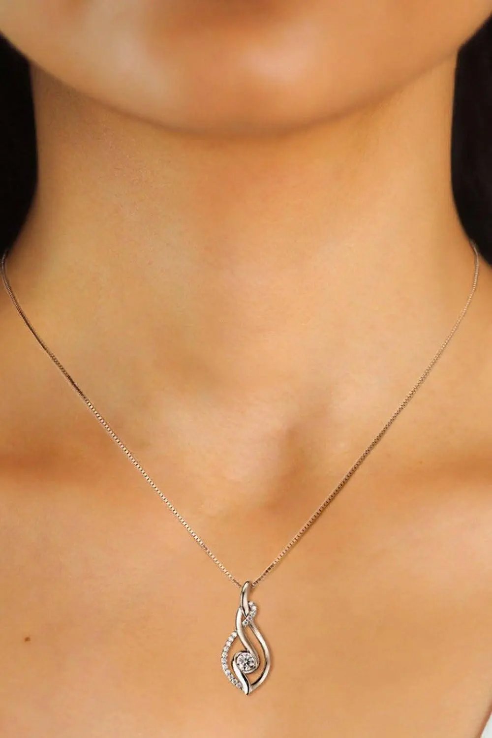 Elegant Moissanite Silver Necklace - Love Salve